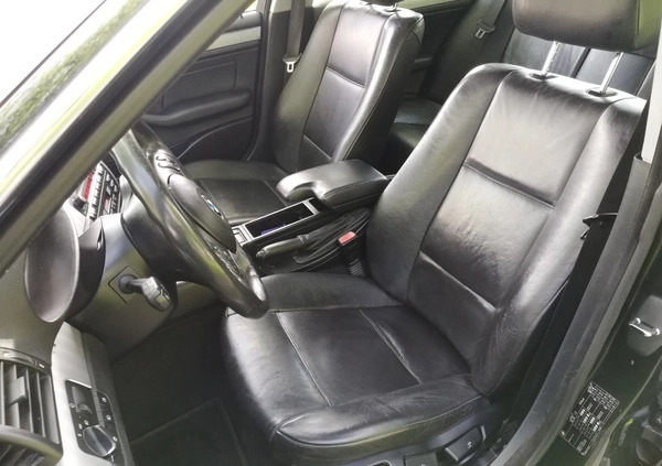 BMW Seria 3 cena 19900 przebieg: 295000, rok produkcji 2001 z Złoty Stok małe 352
